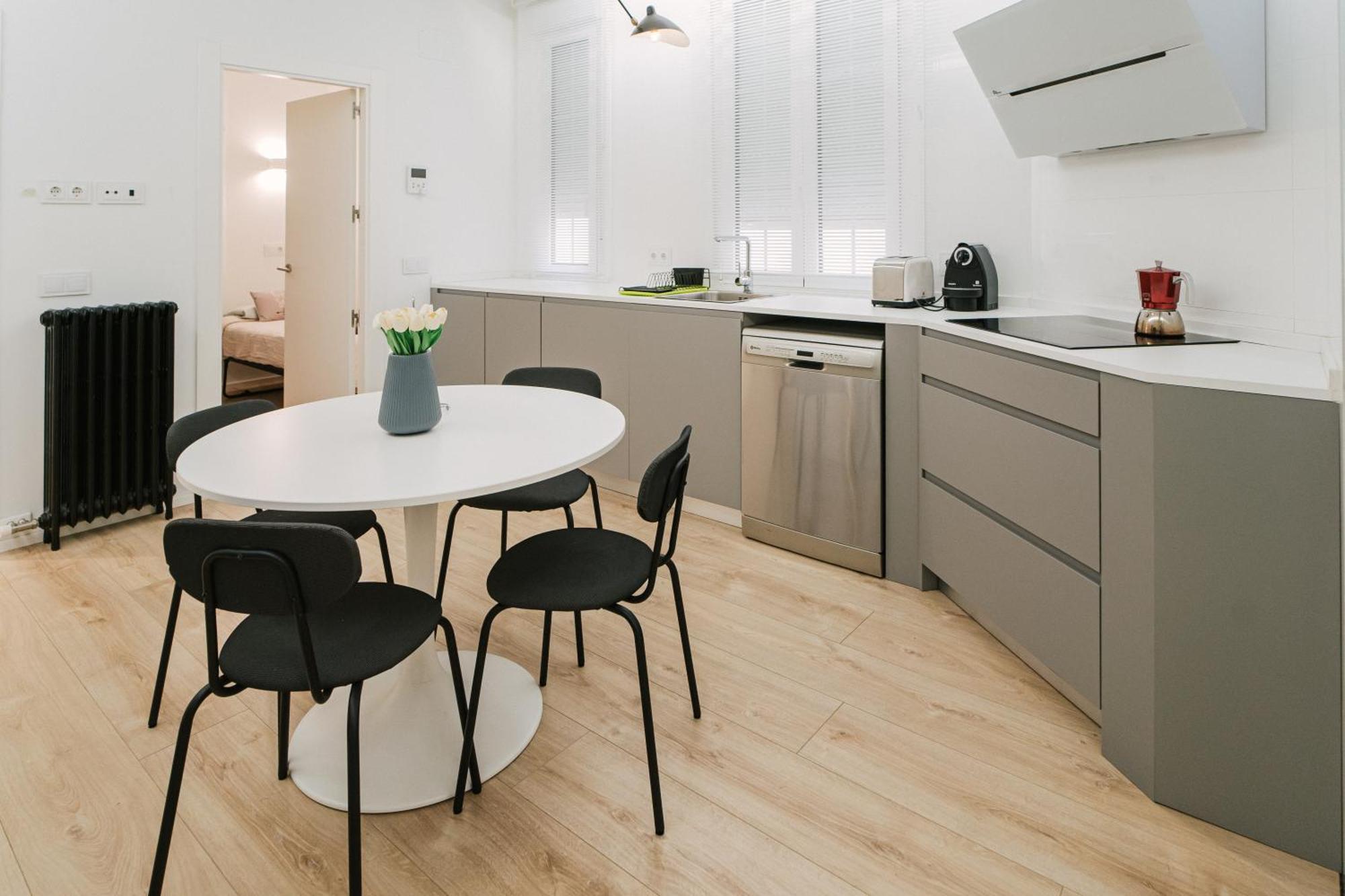 Lujoso Y Amplio Apartamento Con Parking Incluido León Buitenkant foto